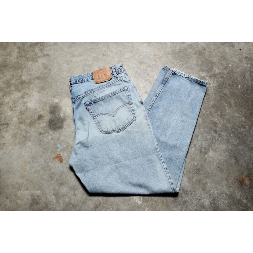Vintage Levis Y2k 2001 550 Relaxed Fit Distressed Jeans - Fits Like 39" x 32"